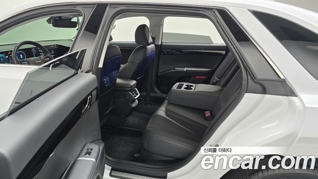 Hyundai Grandeur (GN7) 3.5 Gasoline 2WD Premium 2025 — фото 12