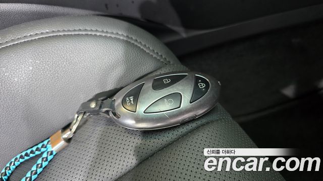 Hyundai Grandeur (GN7) 3.5 Gasoline 2WD Premium 2025 — фото 17