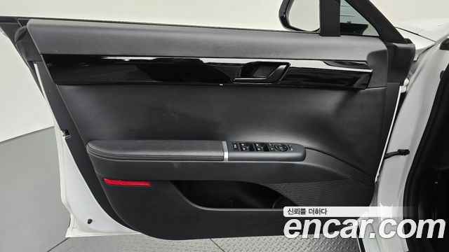 Hyundai Grandeur (GN7) 3.5 Gasoline 2WD Premium 2025 — фото 24