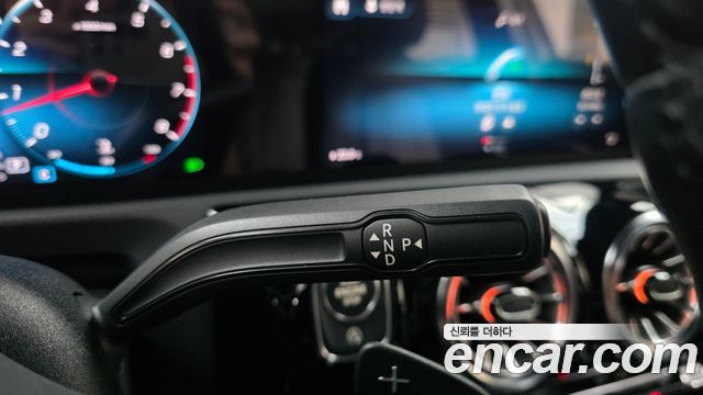 Mercedes-Benz A-Class (W177) A220 Sedan 2023 — фото 9