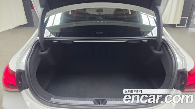 Mercedes-Benz A-Class (W177) A220 Sedan 2023 — фото 16