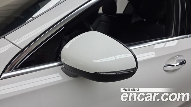 Mercedes-Benz A-Class (W177) A220 Sedan 2023 — фото 30
