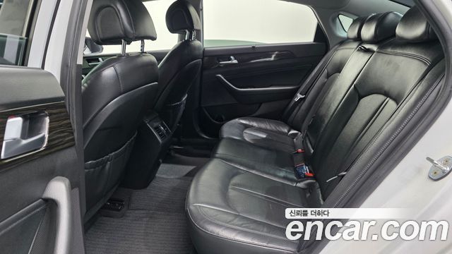 Hyundai Sonata (LF) 2.0 Premium Special 2017 — фото 26