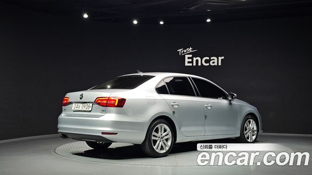 Volkswagen Jetta 2.0 TDI BlueMotion Premium 6th 2015 — фото 2