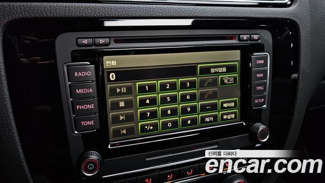 Volkswagen Jetta 2.0 TDI BlueMotion Premium 6th 2015 — фото 16
