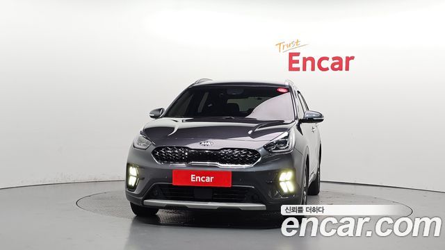 Kia Niro 1.6 HEV Noblesse Special 2020 — фото 3