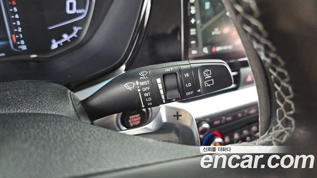 Kia Niro 1.6 HEV Noblesse Special 2020 — фото 28