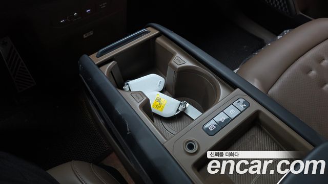 Kia EV9 Long Range 2WD Earth 2024 — фото 18