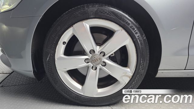 Audi A6 2.0 TDI Dynamic C7 2014 — фото 5