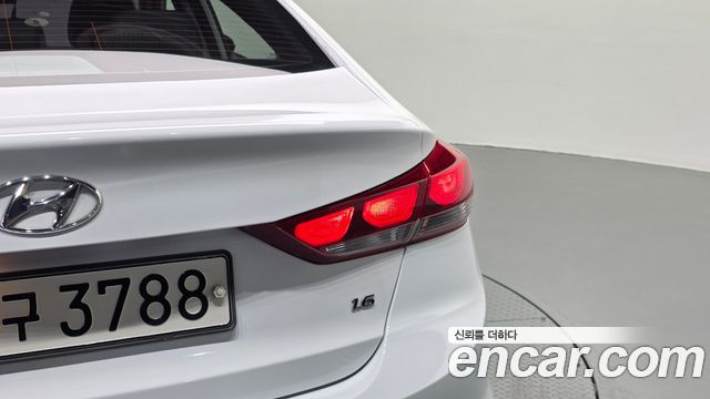 Hyundai Avante (AD) 1.6 LPI Style (Rental Car) 2018 — фото 23