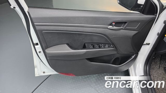 Hyundai Avante (AD) 1.6 LPI Style (Rental Car) 2018 — фото 24