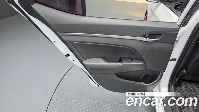 Hyundai Avante (AD) 1.6 LPI Style (Rental Car) 2018 — фото 25