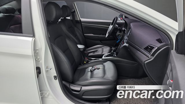 Hyundai Avante (AD) 1.6 LPI Style (Rental Car) 2018 — фото 26