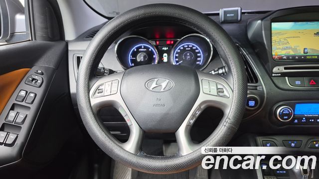 Hyundai Tucson ix Diesel(e-VGT) 2WD Modern 2014 — фото 12