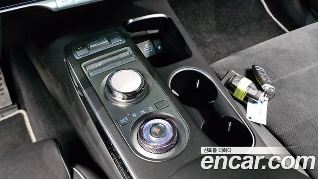 Genesis GV70 2.5T Gasoline AWD 2023 — фото 9