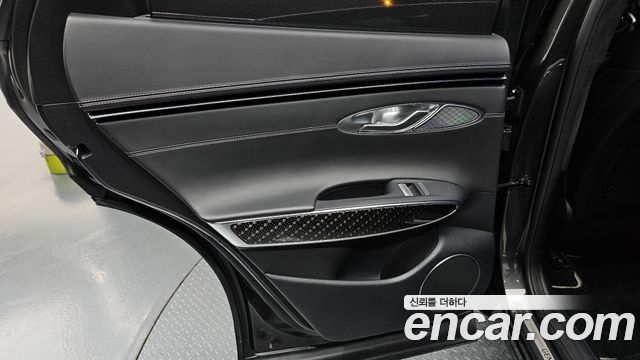 Genesis GV70 2.5T Gasoline AWD 2023 — фото 25