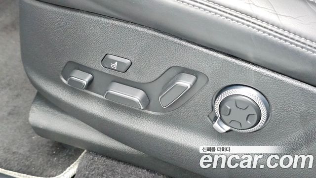 Genesis GV70 2.5T Gasoline AWD 2023 — фото 28