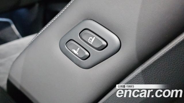Genesis GV70 2.5T Gasoline AWD 2023 — фото 30