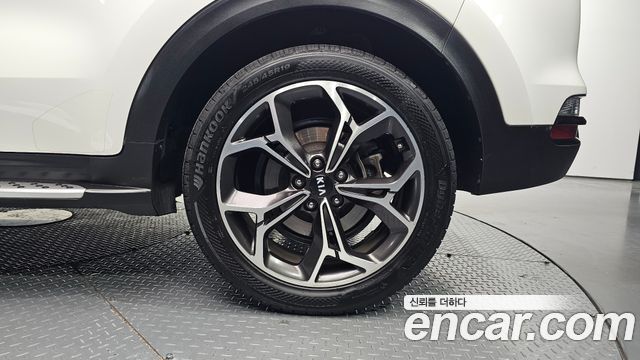 Kia Sportage The Bold Gasoline Inteligent 2019 — фото 5