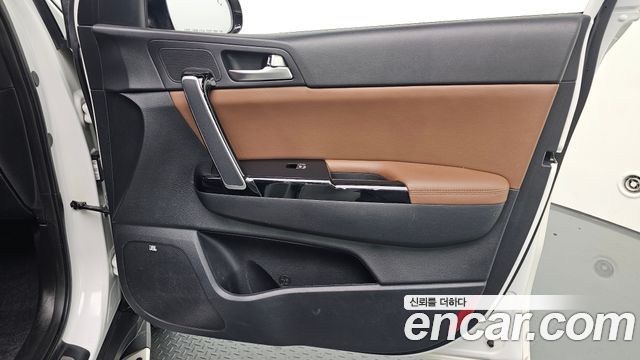 Kia Sportage The Bold Gasoline Inteligent 2019 — фото 24