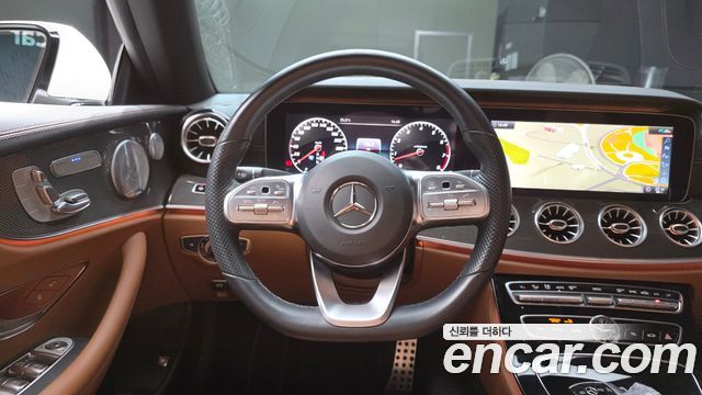 Mercedes-Benz E-Class (W213) E450 4MATIC Cabriolet 2020 — фото 13