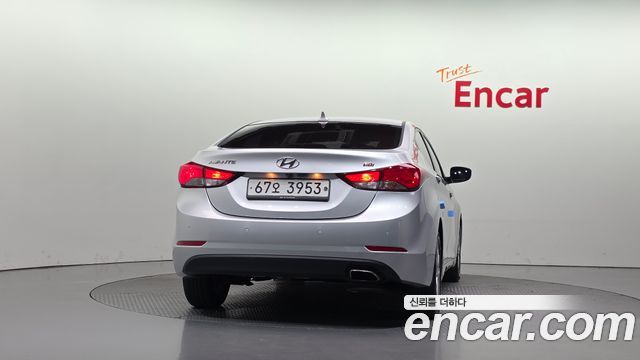 Hyundai Avante 1.6 GDi Modern Standard 2015 — фото 4