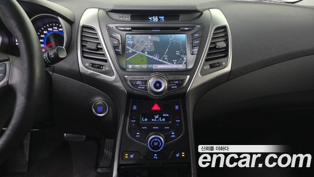 Hyundai Avante 1.6 GDi Modern Standard 2015 — фото 14