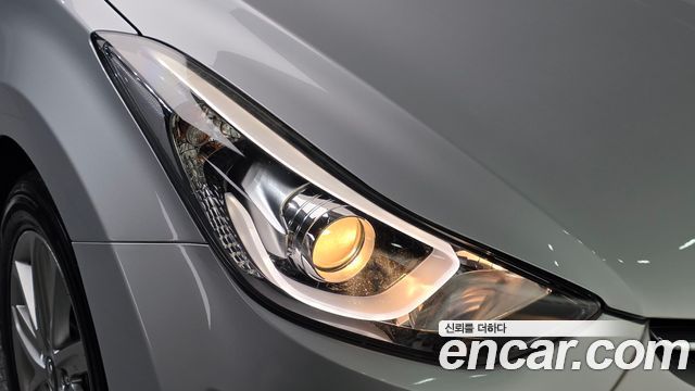 Hyundai Avante 1.6 GDi Modern Standard 2015 — фото 22