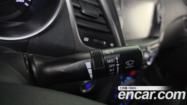 Hyundai Avante 1.6 GDi Modern Standard 2015 — фото 30