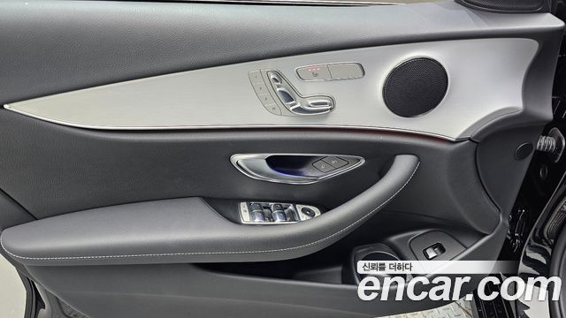 Mercedes-Benz E-Class (W213) E250 Avantgarde 2021 — фото 24