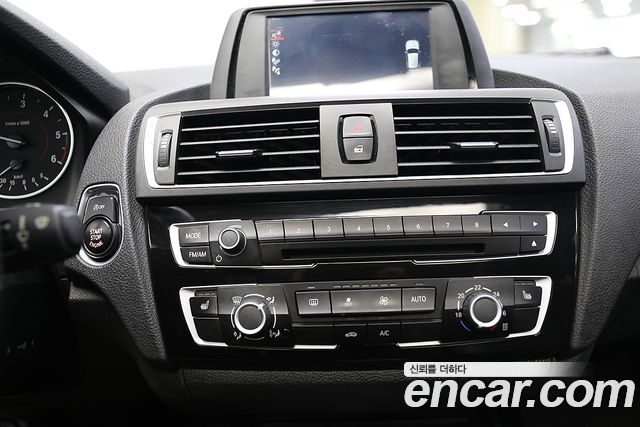 BMW 1 Series (F20) 118d Sport 5Door 2017 — фото 24