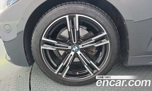 BMW 4 Series (G22) 420i M Sport Performance Coupe 2022 — фото 5