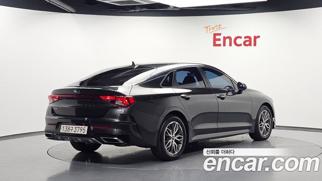 Kia K5 (III) 2.0 Trendy 2021 — фото 2