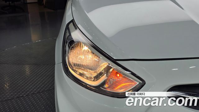 Hyundai Accent (New) 1.4 VVT Modern 2017 — фото 22
