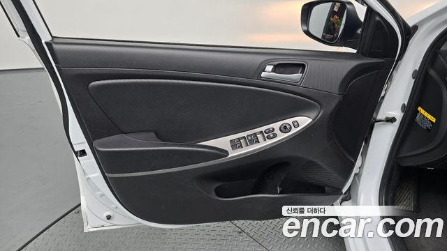 Hyundai Accent (New) 1.4 VVT Modern 2017 — фото 24