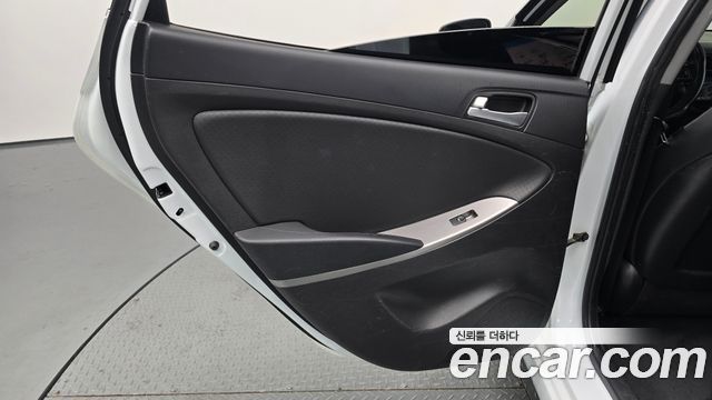 Hyundai Accent (New) 1.4 VVT Modern 2017 — фото 25