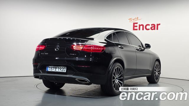 Mercedes-Benz GLC-Class (X253) GLC300 4MATIC AMG Line Coupe 2019 — фото 2