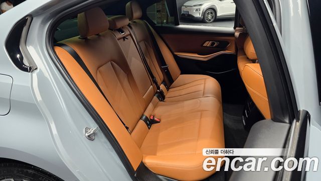 BMW 3 Series (G20) 320i M Sport 2023 — фото 26