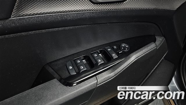 Kia Sportage Hybrid (V) Prestige 2WD 2022 — фото 17