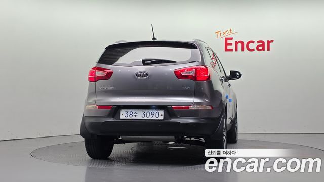 Kia Sportage R Diesel 2WD TLX High-Deluxe 2011 — фото 4