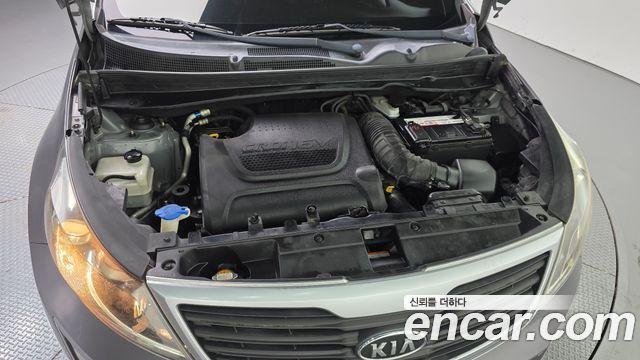 Kia Sportage R Diesel 2WD TLX High-Deluxe 2011 — фото 6