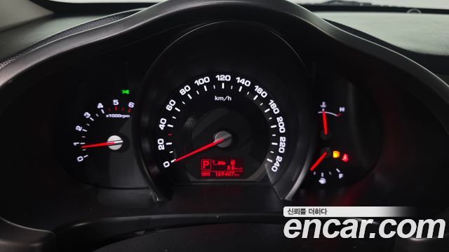 Kia Sportage R Diesel 2WD TLX High-Deluxe 2011 — фото 8