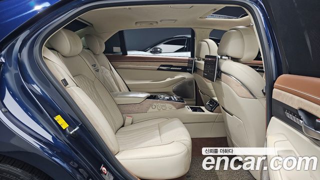 Genesis G90 3.3 T AWD Premium 2019 — фото 15