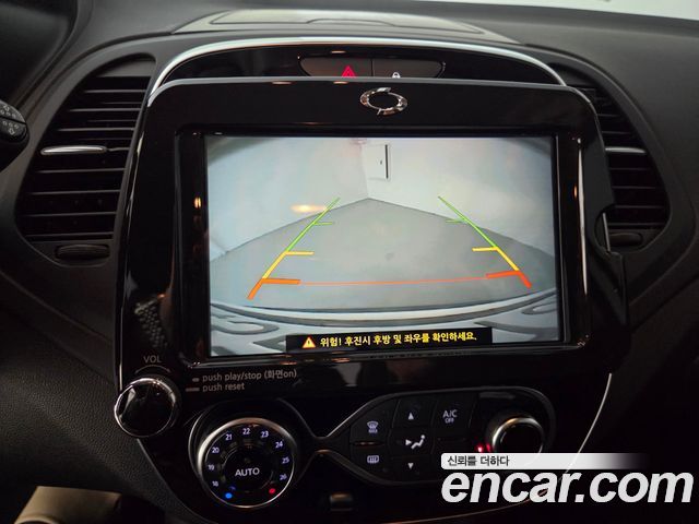 Renault Korea QM3 RE Signature 2019 — фото 17