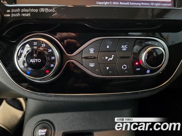 Renault Korea QM3 RE Signature 2019 — фото 18