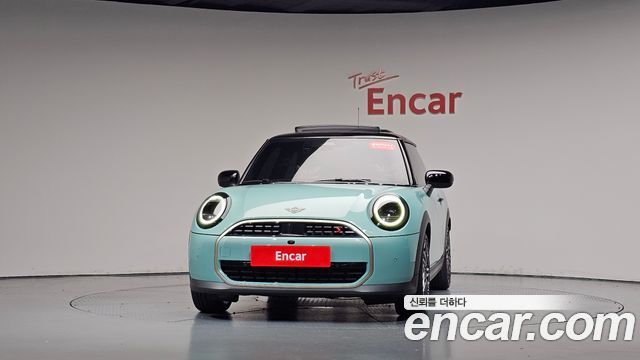 MINI Cooper S (IV) Favoured 2025 — фото 3
