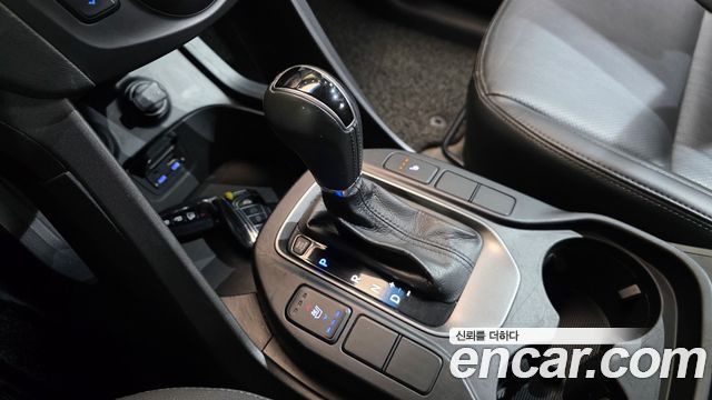 Hyundai Santa Fe (DM) Diesel(e-VGT) 2.0 4WD Premium 2013 — фото 9