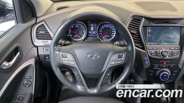 Hyundai Santa Fe (DM) Diesel(e-VGT) 2.0 4WD Premium 2013 — фото 18