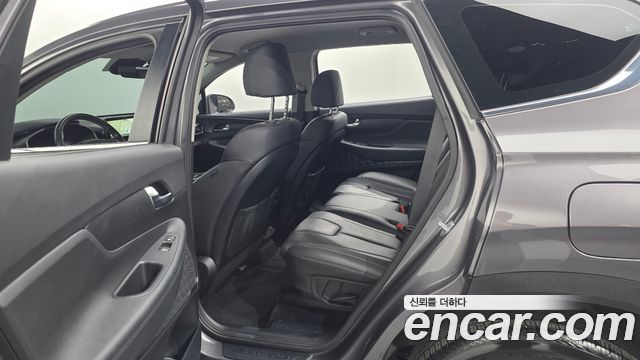 Hyundai Santa Fe Diesel 2.2 2WD Exclusive 2022 — фото 11