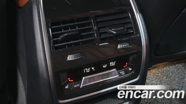 BMW X5 (G05) M50i 2022 — фото 18